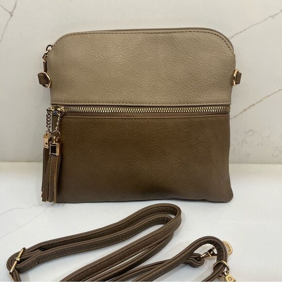 Jen & Co. Tara Vegan Crossbody - Picture 9 of 10